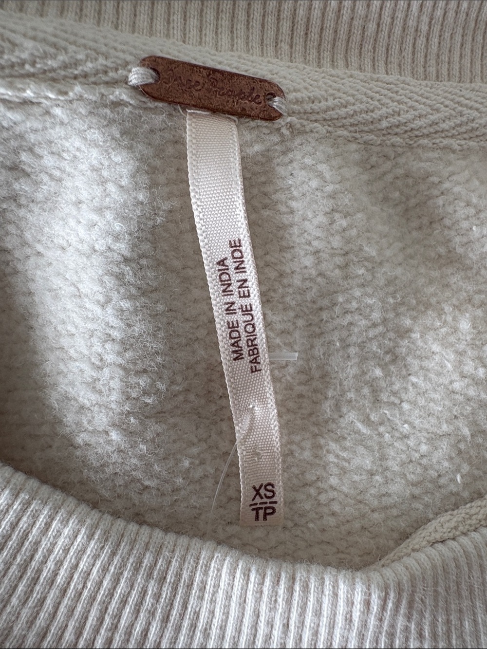 Gaia Sweatshirt - Picture 6 of 8